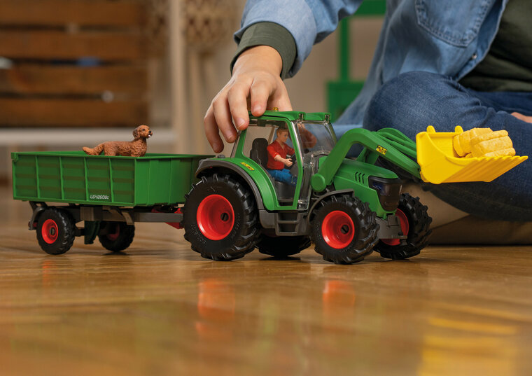 Schleich 42608 Tractor met aanhanger